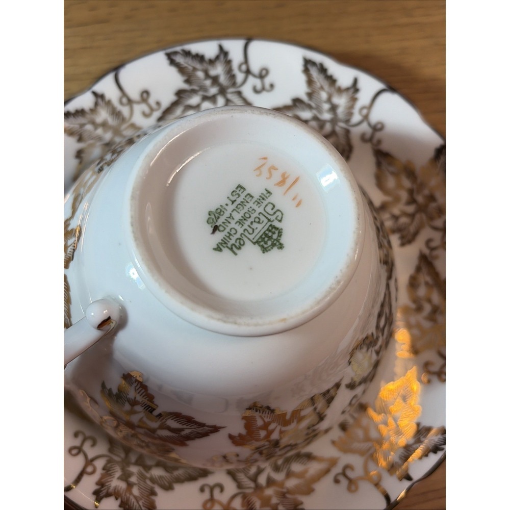 VTG Stanley Gold Maple Leaf Tea Cup & Saucer Fine Bone China - England 358/11 - Picture 4 of 7